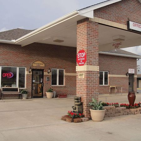 Trails West Motel South Hutchinson Exteriör bild