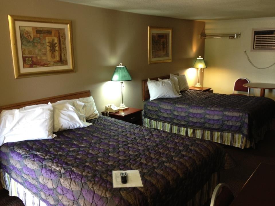 Trails West Motel South Hutchinson Exteriör bild